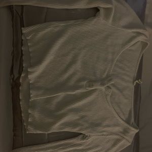 LA HEARTS “PACSUN” CROP TOP SIZE MEDIUM